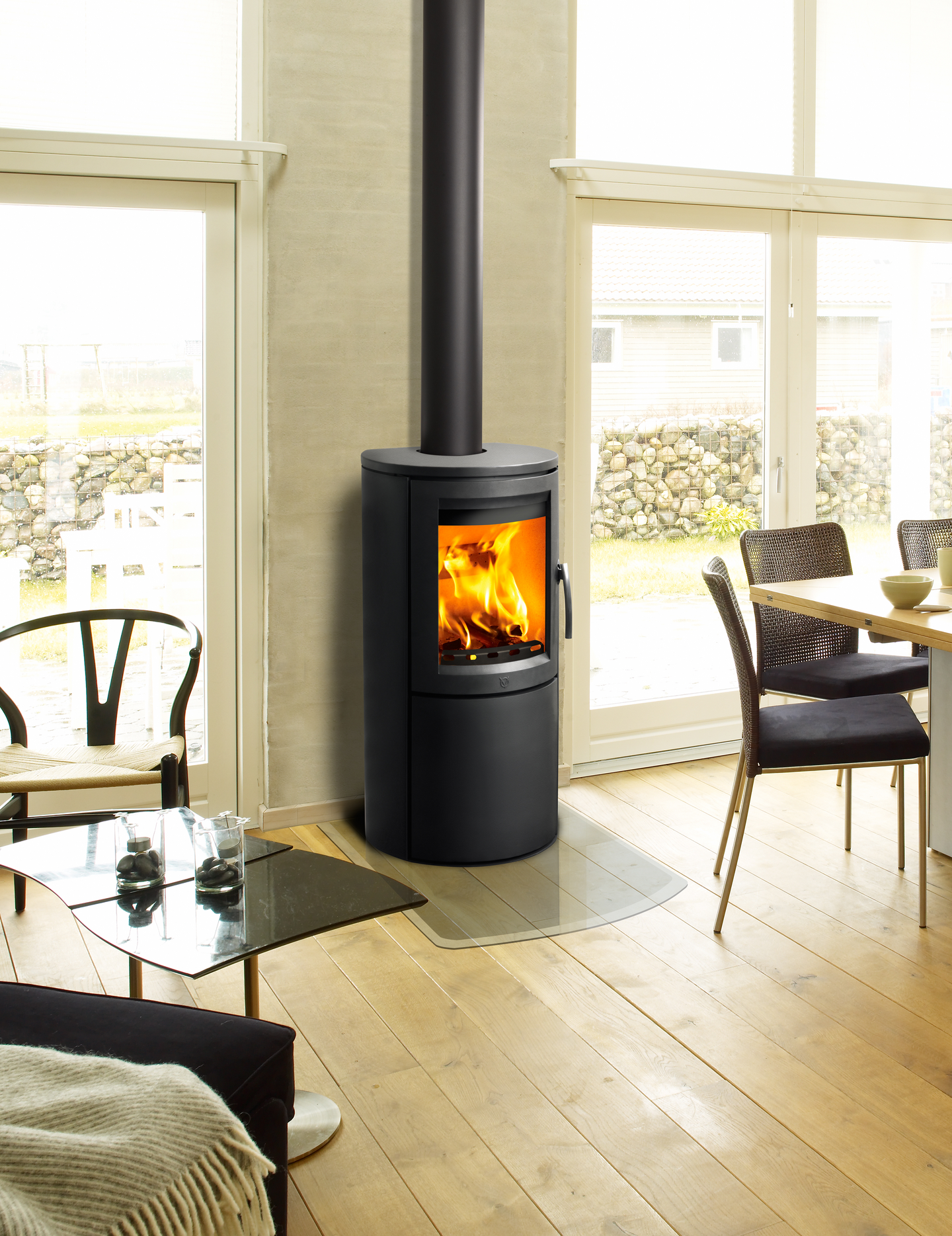 Valmistakka Varde Aura 1 musta