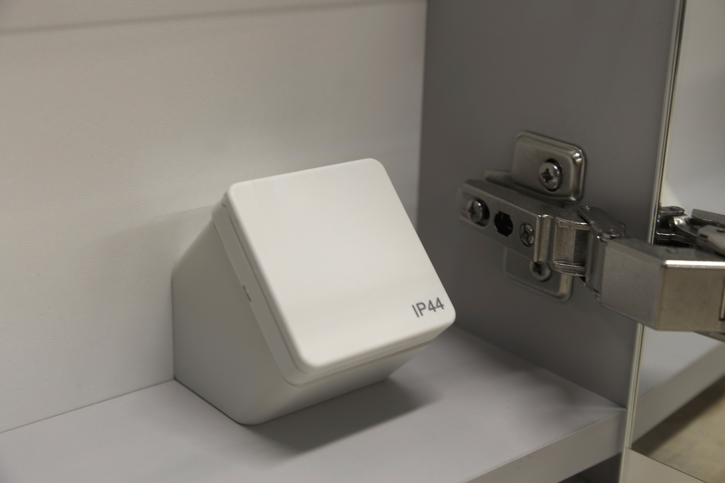 ELUTTAG&FÖRHÖJNINGSRING NORO FÖR, LÅDA/SKÅP VIT