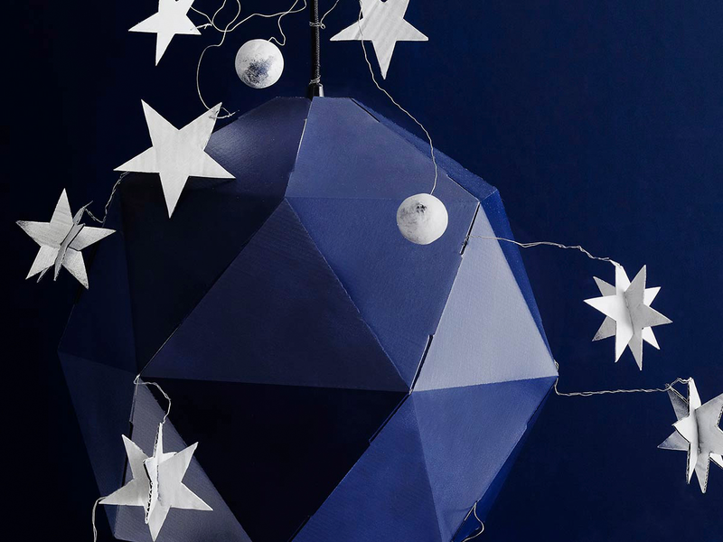 Taika Glow pimeässä hohtava erikoislakka