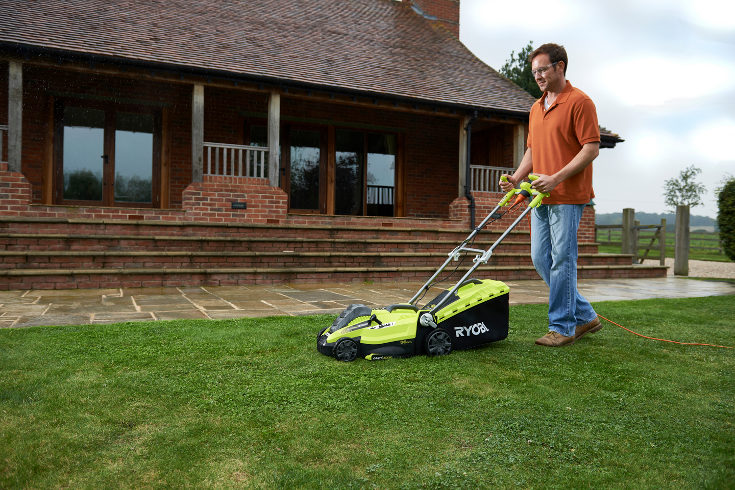 Sähköruohonleikkuri Ryobi RLM15E36H 36cm 1500W