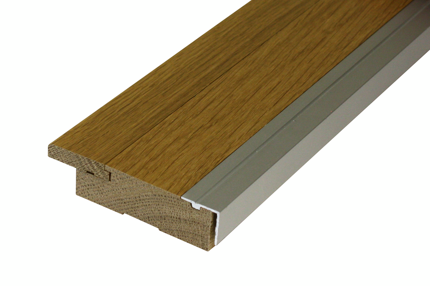 Vedeneristekynnys 23/15x92x1010 lakattu