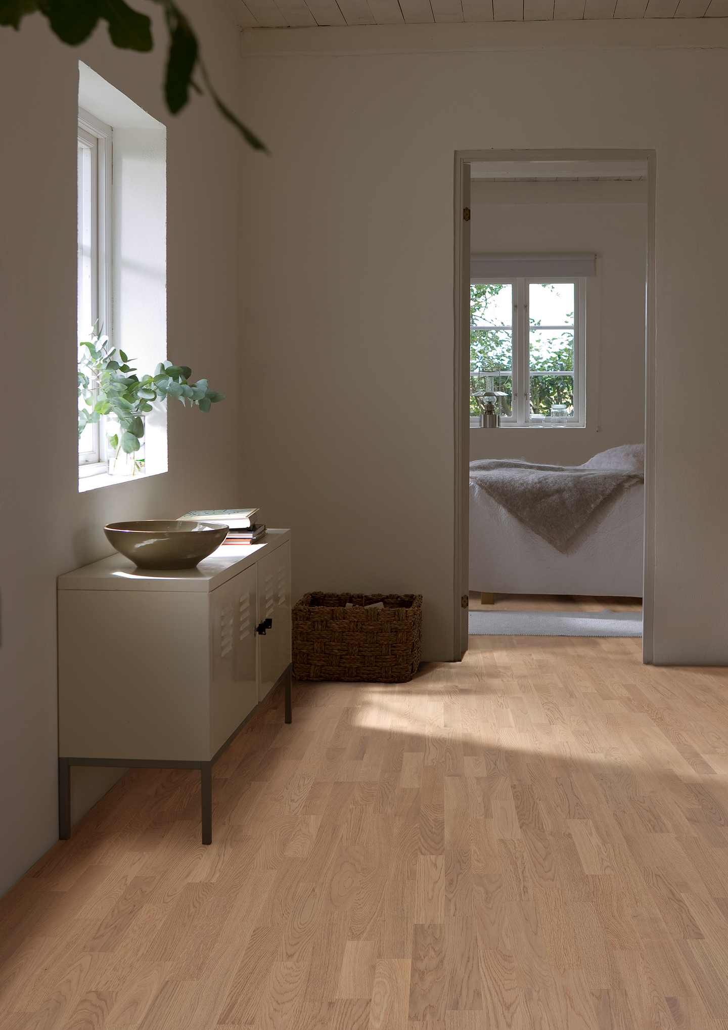 Parketti Kährs Tammi Sorrento 3S mattalakka 2423x200x15