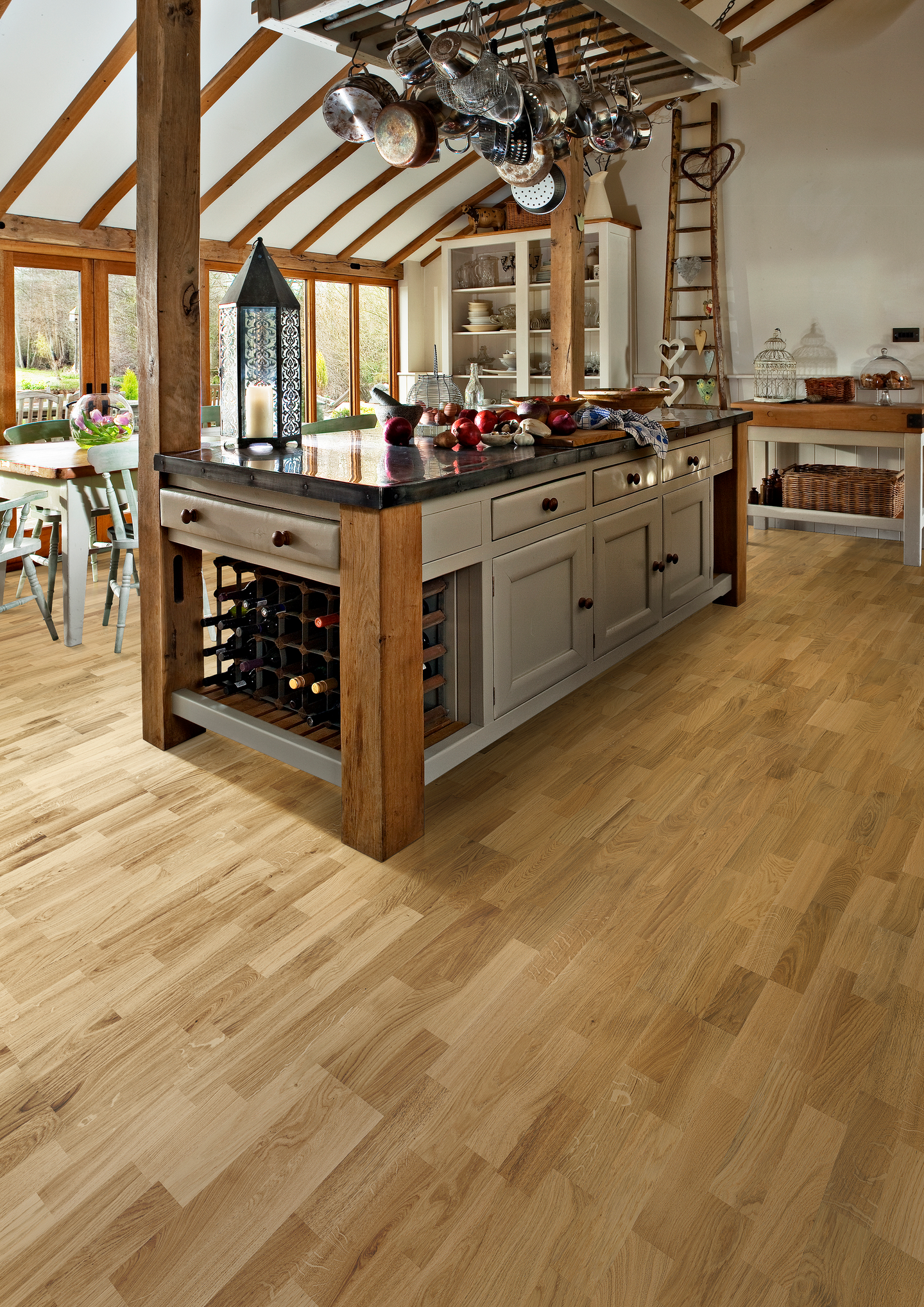 Parketti Kährs Tammi Siena 3S lakka 2423x200x15