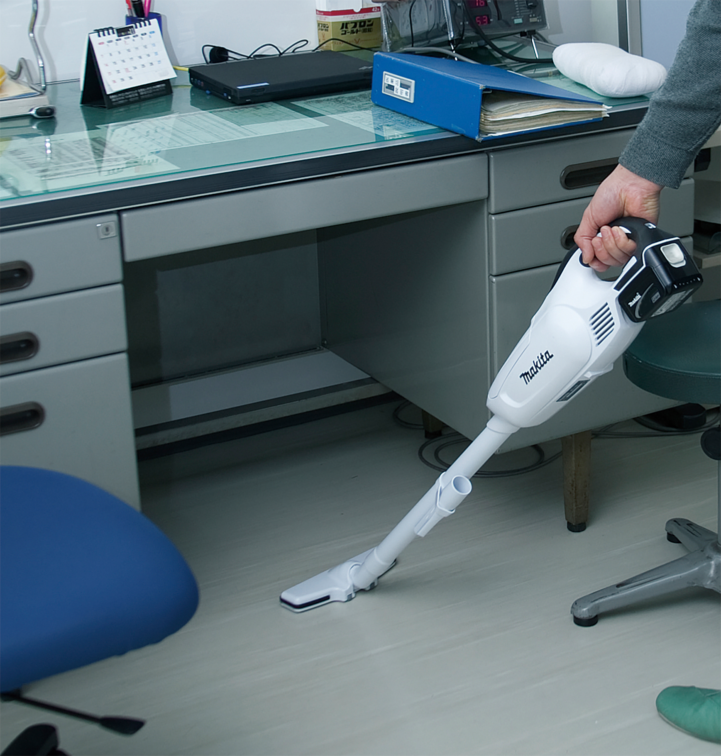 Akkuimuri Makita DCL180ZW 18V runko