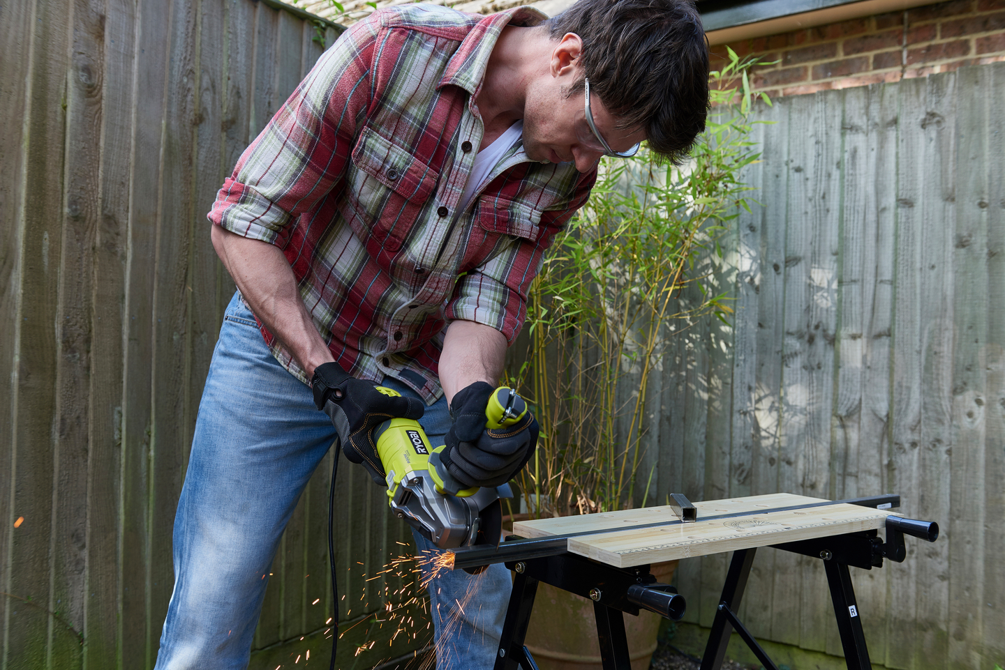 Kulmahiomakone Ryobi RAG950 950W