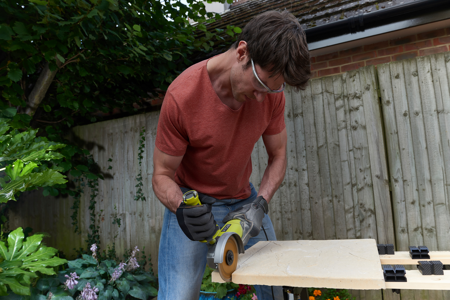 Kulmahiomakone Ryobi RAG950 950W