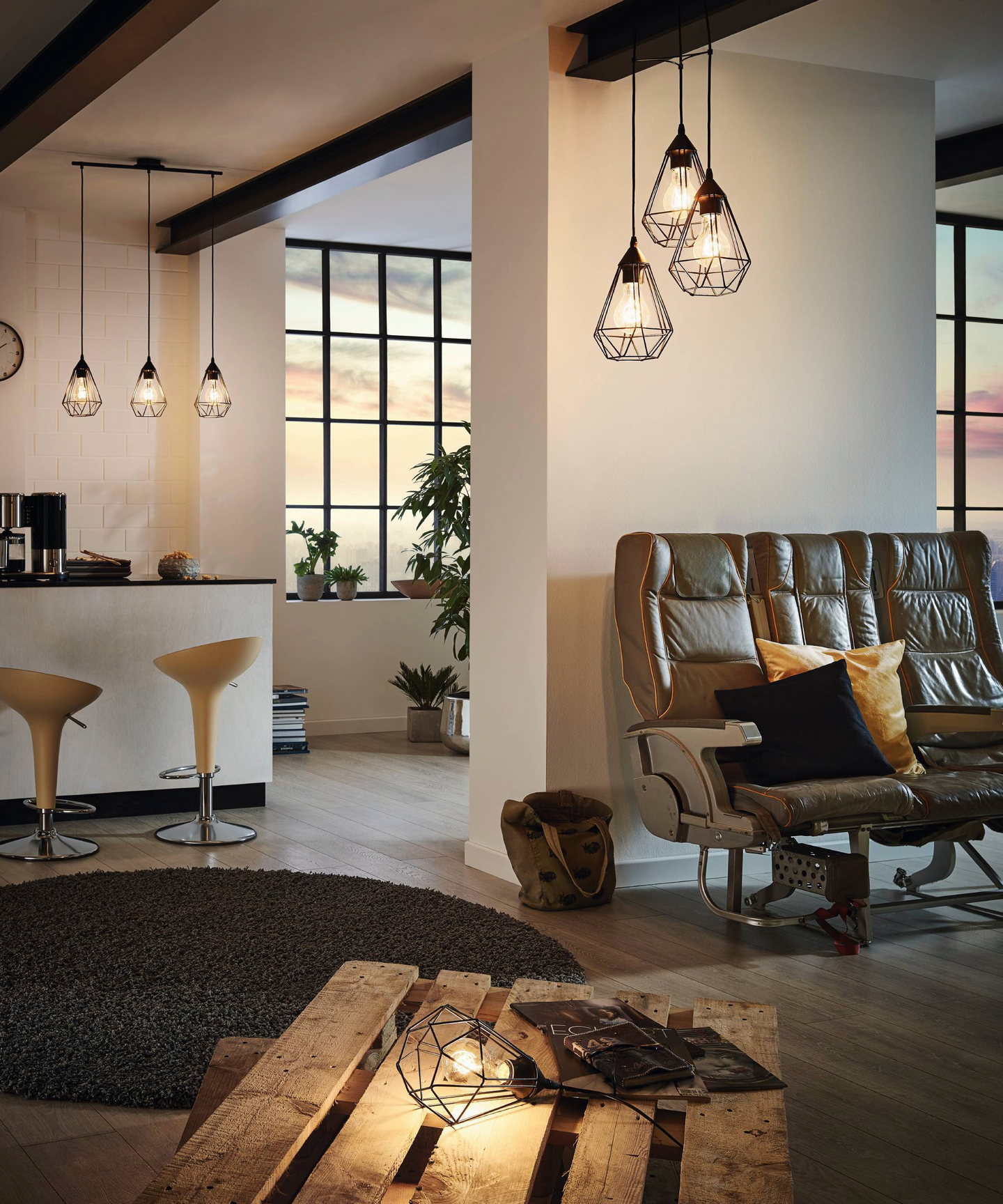 Riippuvalaisin EGLO Tarbes 3-osainen musta