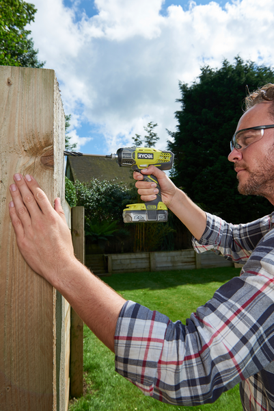 Iskevä ruuvinväännin Ryobi R18QS-0 18V ONE+