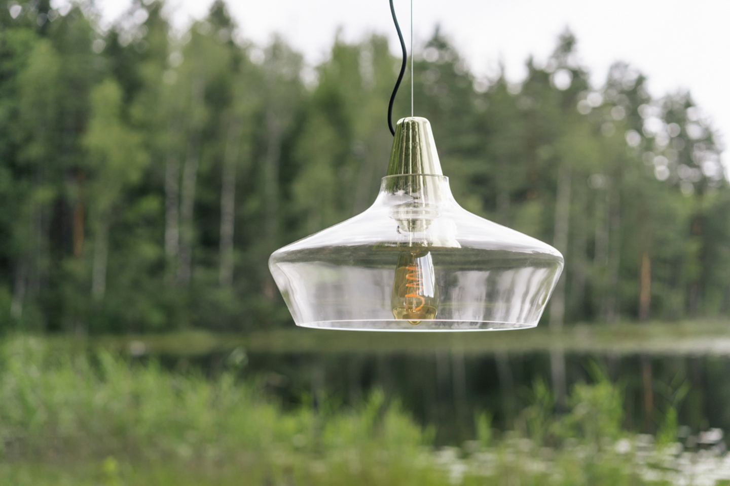 Riippuvalaisin Sessak Laaka messinki/kirkas lasi halkaisija 40cm 1x28W