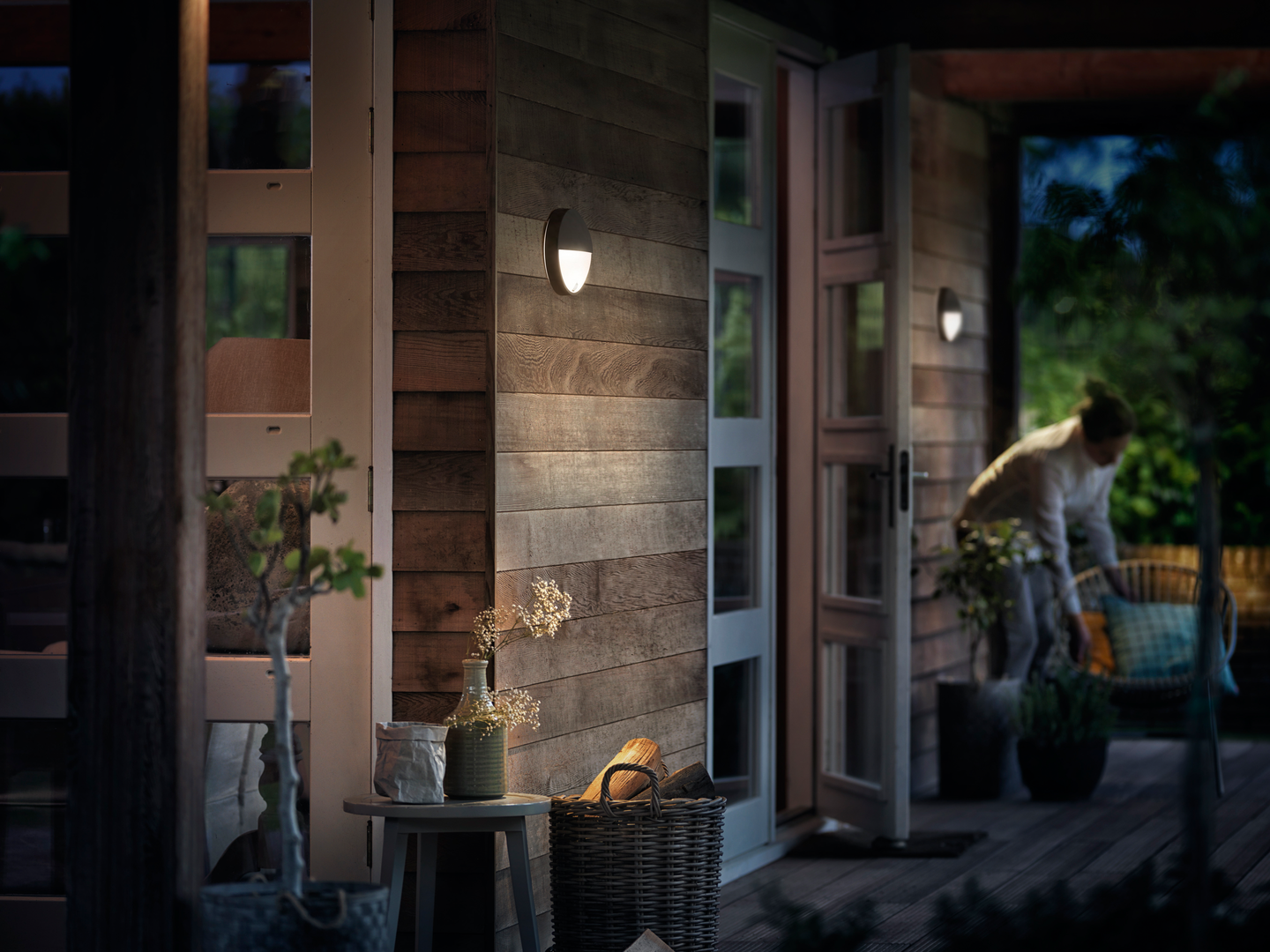 Seinävalaisin Capricorn Philips 1x6W antrasiitti