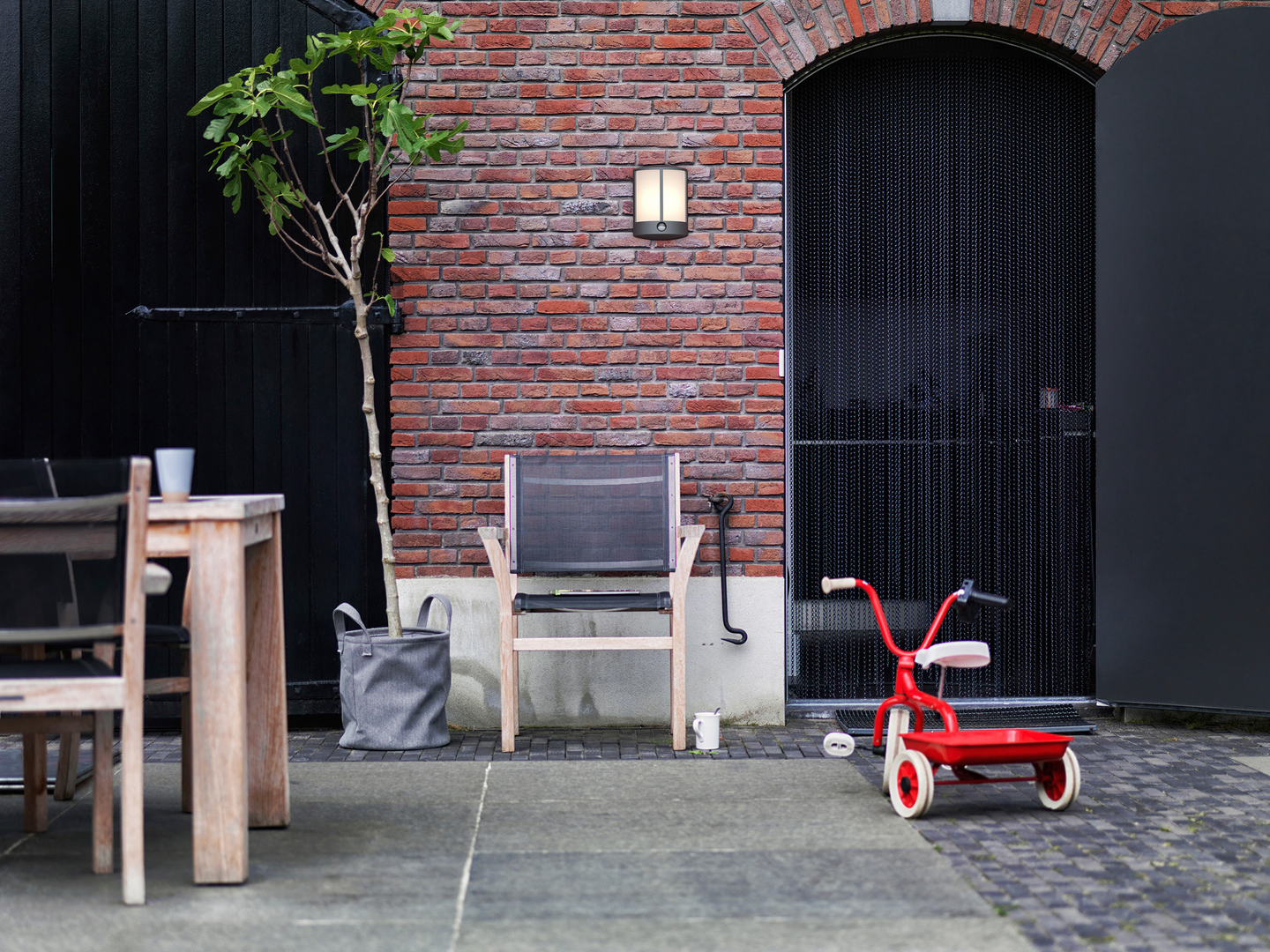 Seinävalaisin Philips Stock Ir 1x6W antrasiitti