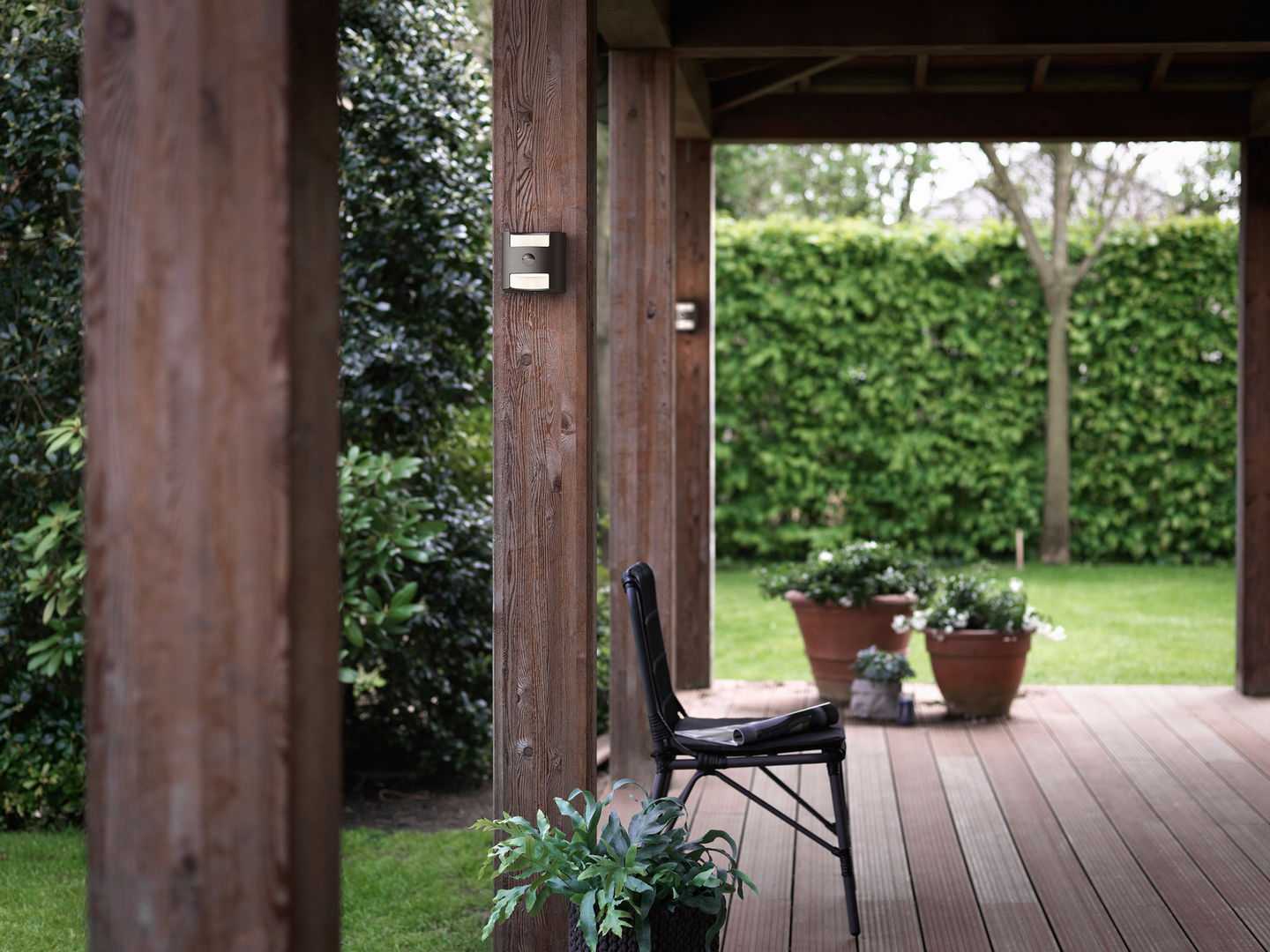 Seinävalaisin Philips Grass Ir 2x4,5W antrasiitti