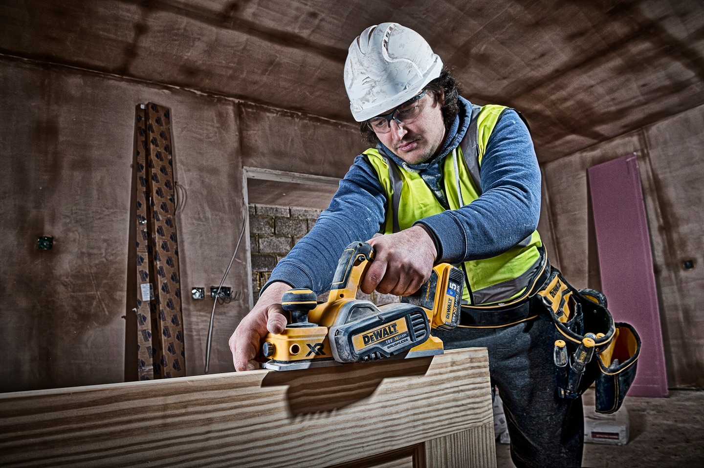 Akkuhöylä DeWalt DCP580NT runko 18V TSTAK hiiliharjaton