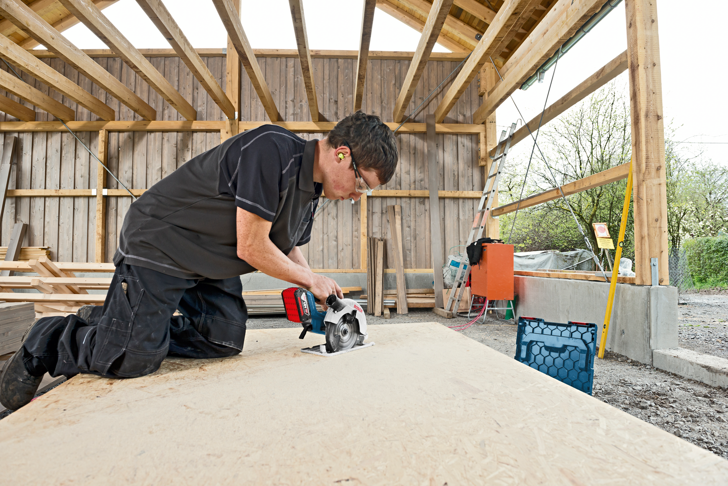 Akkupyörösaha Bosch GKS 18V-57G Solo