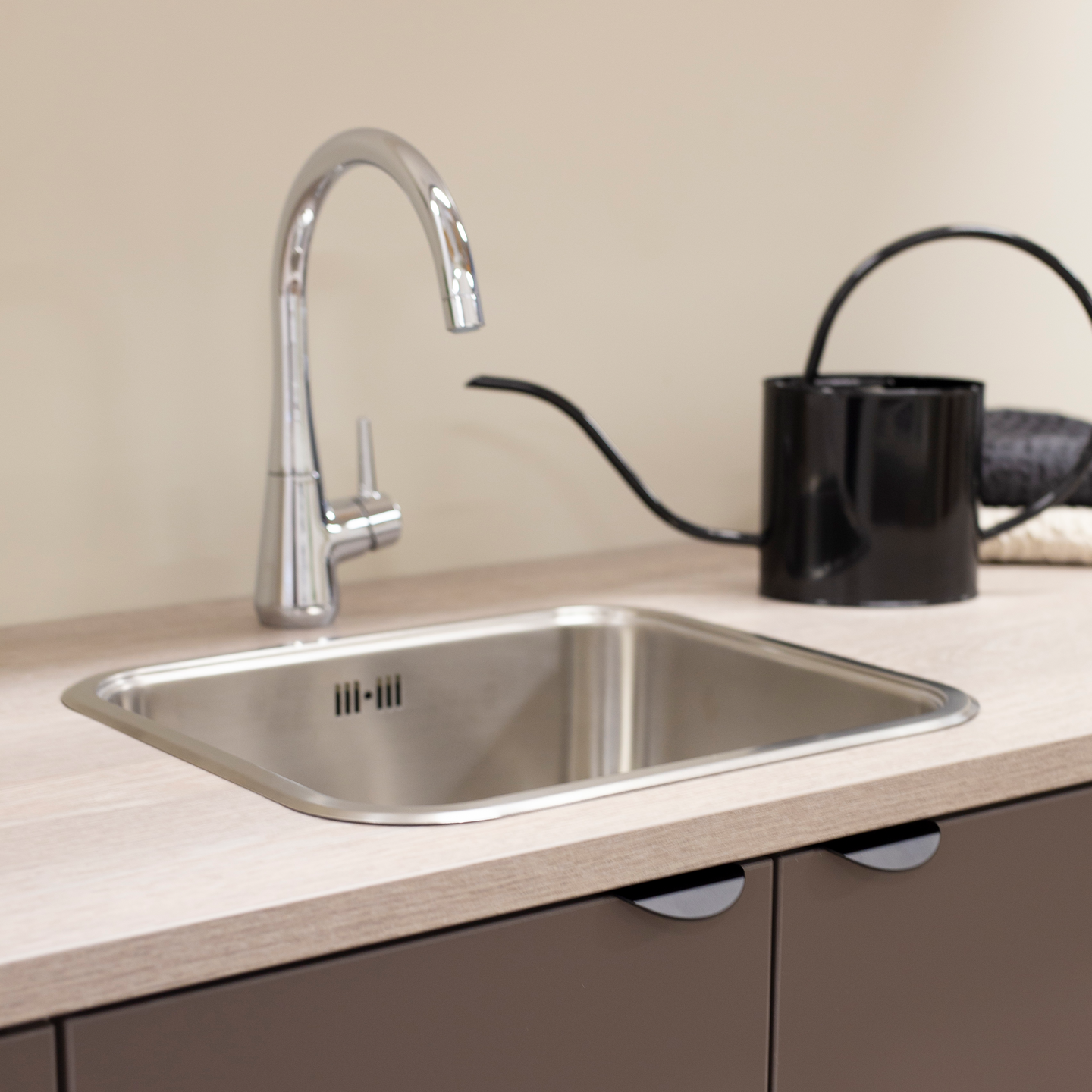 Keittiöallas Cello CS-40 ruostumaton teräs neliö