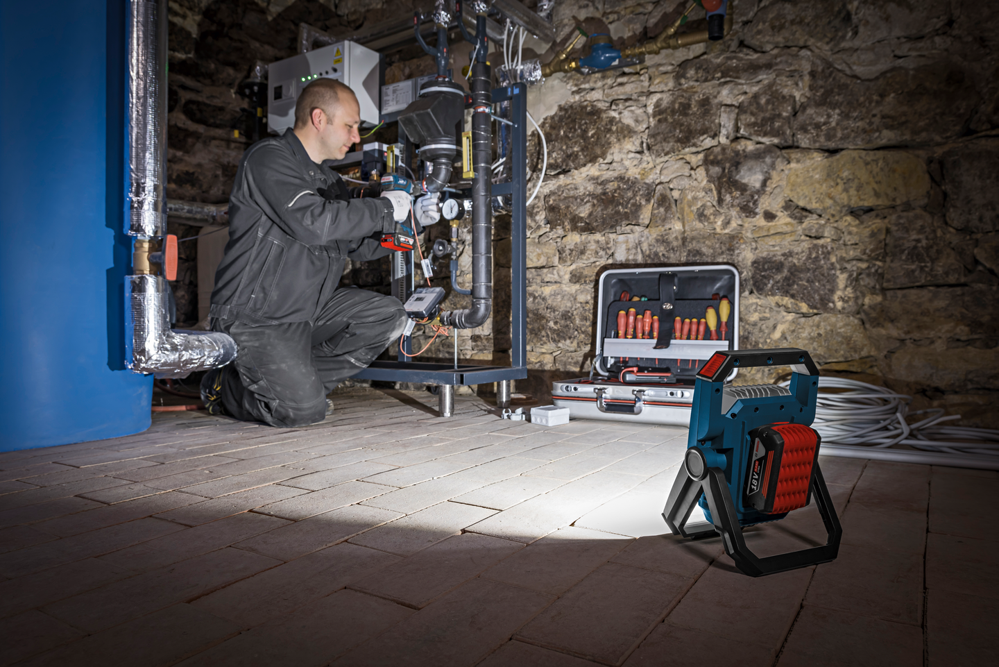 Akkuvalaisin Bosch 18V GLI 18V-1900 Solo