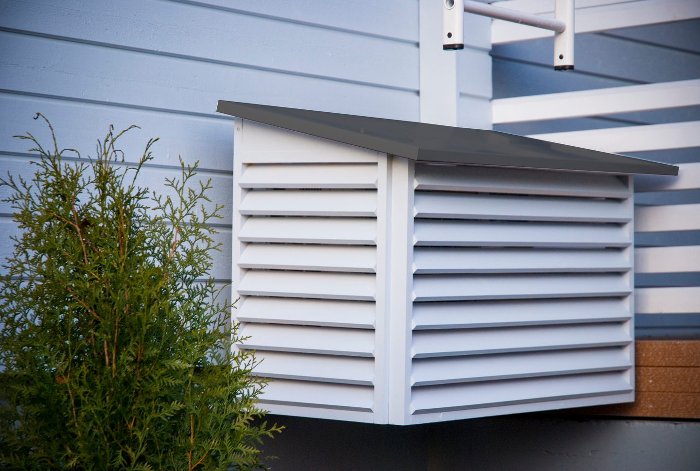 Ilmalämpöpumpun suojakotelo PROF puuvalmis