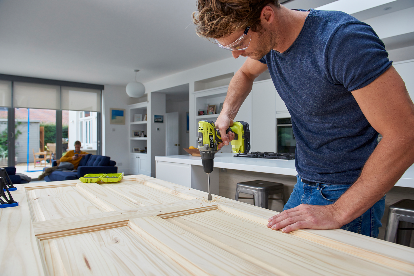 Akkuporakone Ryobi R18DD3-220S 18V ONE+ 2x2,0Ah