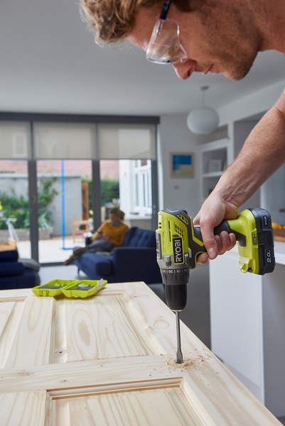 Akkuporakone Ryobi R18DD3-220S 18V ONE+ 2x2,0Ah