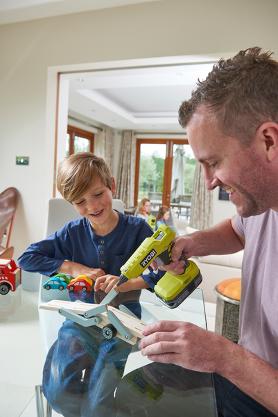 Liimapistooli Ryobi R18GLU-0 18V ONE+ ei akkua 11mm puikot