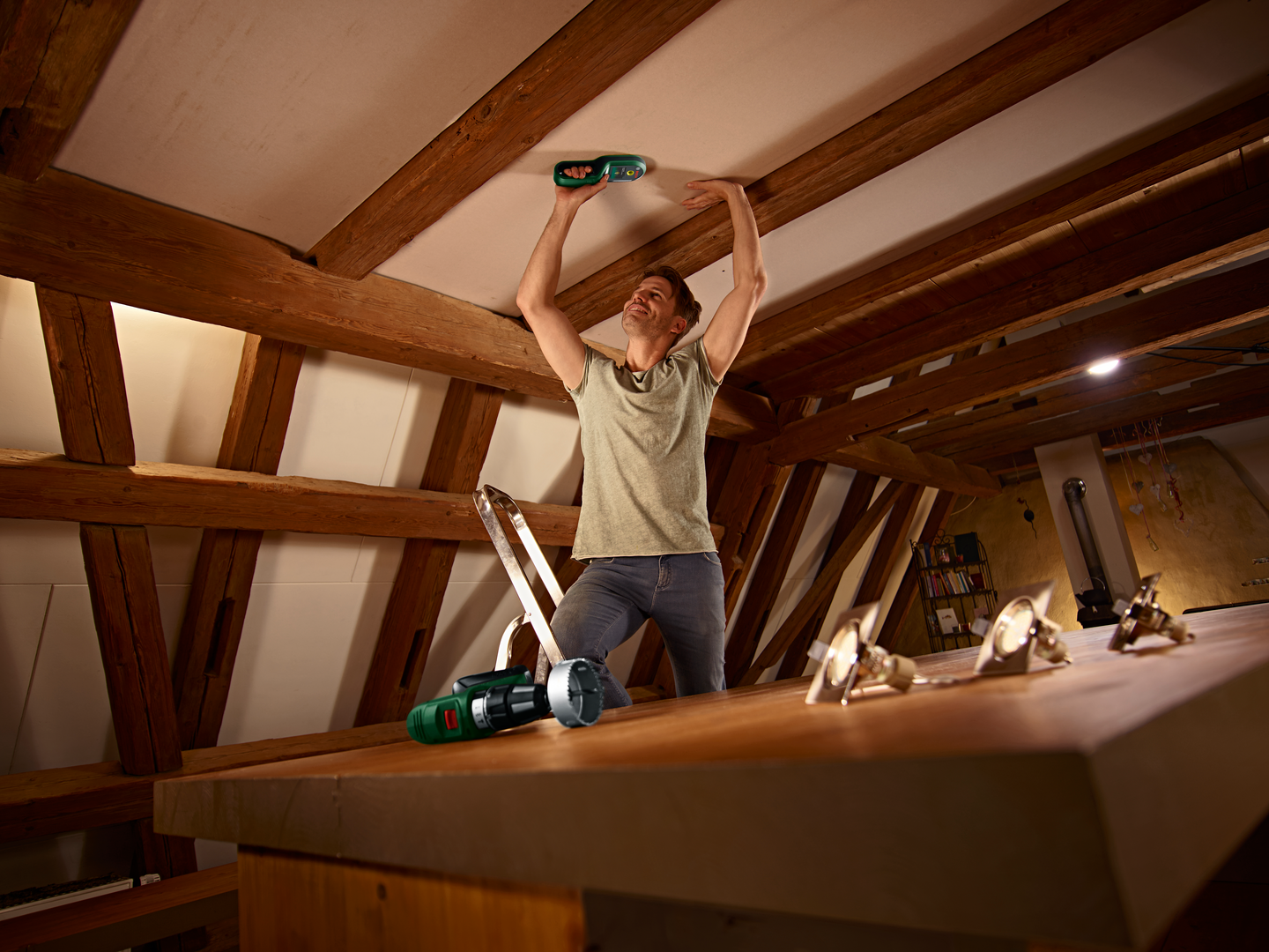 Rakenneilmaisin Bosch UniversalDetect