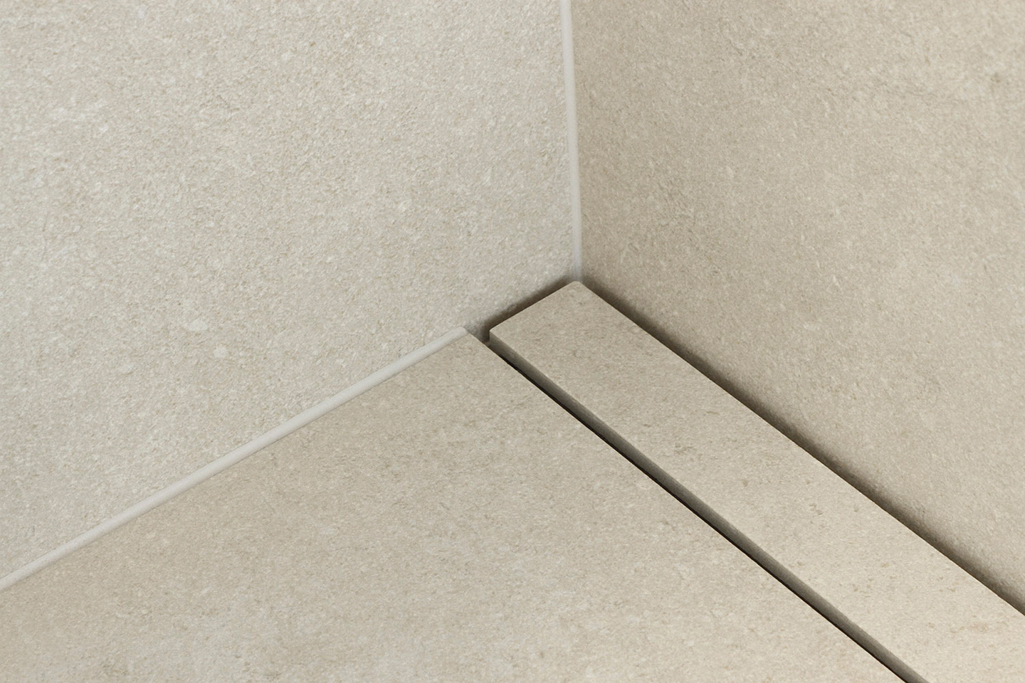 Paneeli Unidrain Custom 1950 HighLine