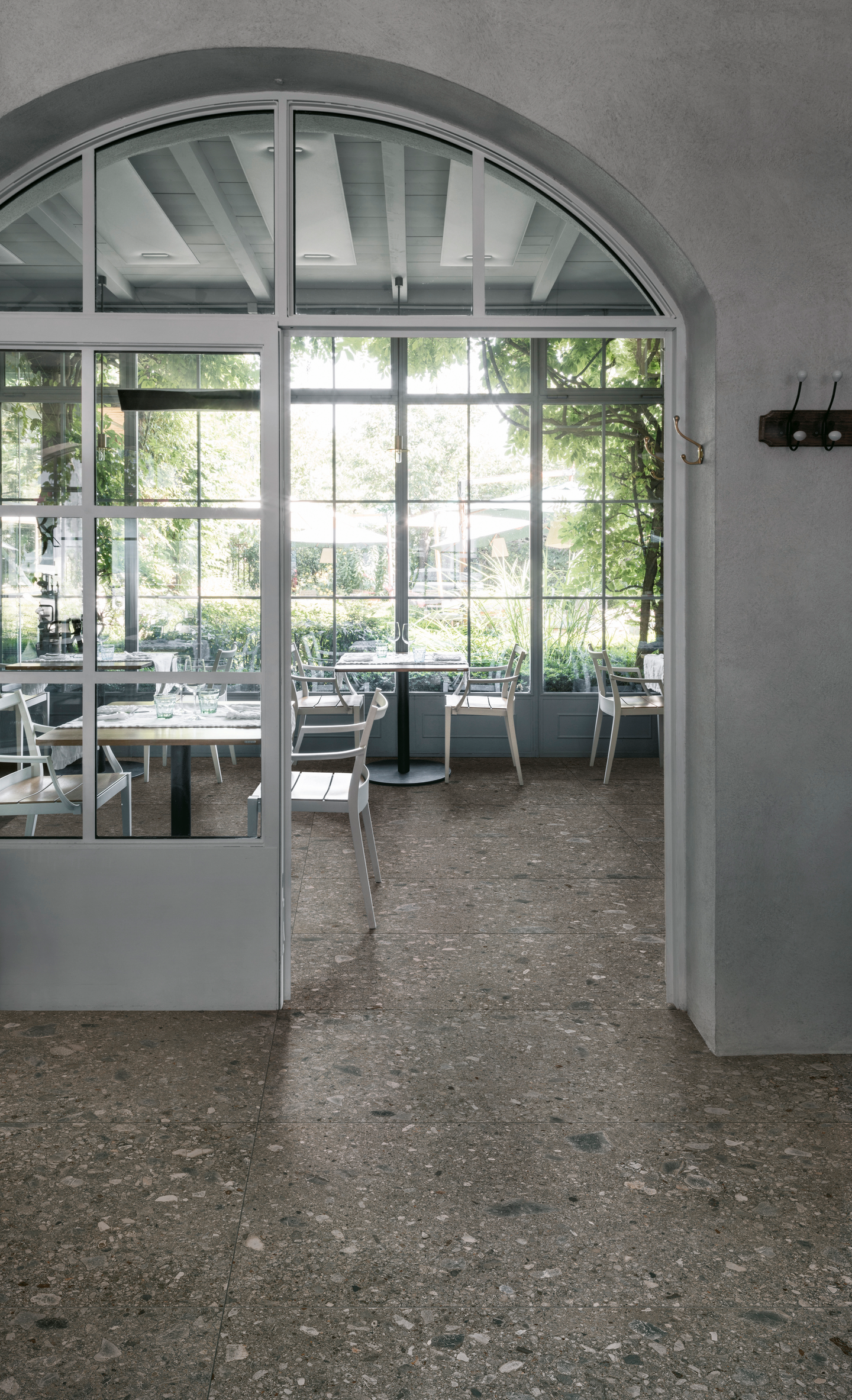 Lattialaatta Cello Ceppo di Gre 60x60 Antracite RT 1,08m²