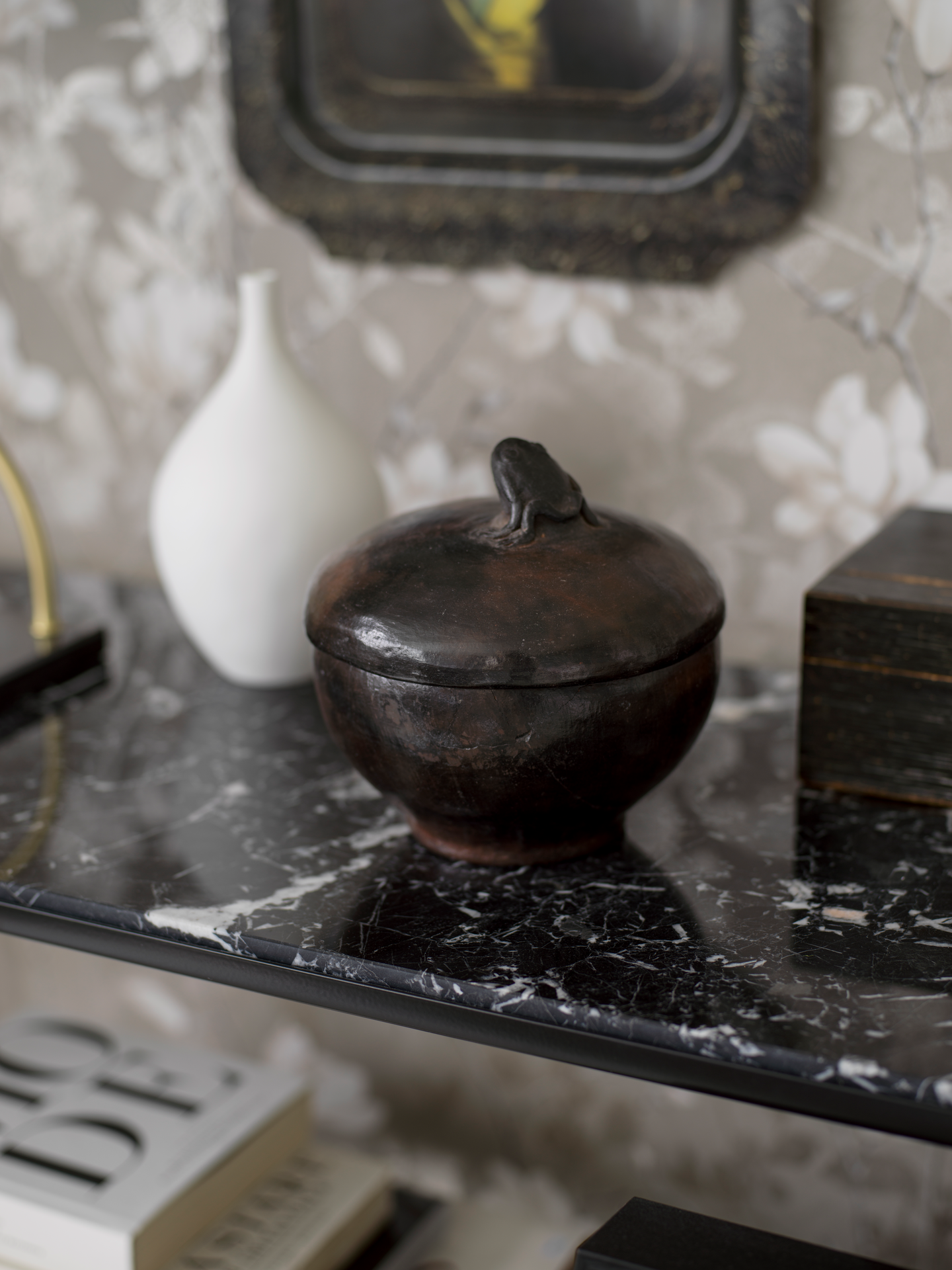 Kuitutapetti Boråstapeter Adorn 7227 Lily Tree 10,05m