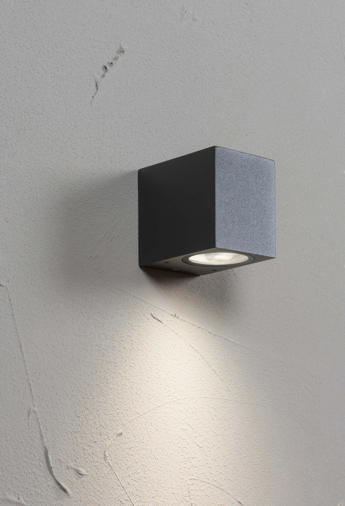 Seinävalaisin Airam Sund GU10 antrasiitti