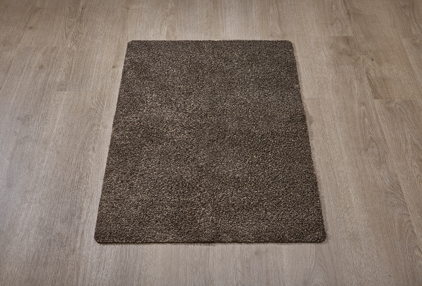 Laminaatti Goodiy Ava tumma H2036 KL32 8mm 1,98m²