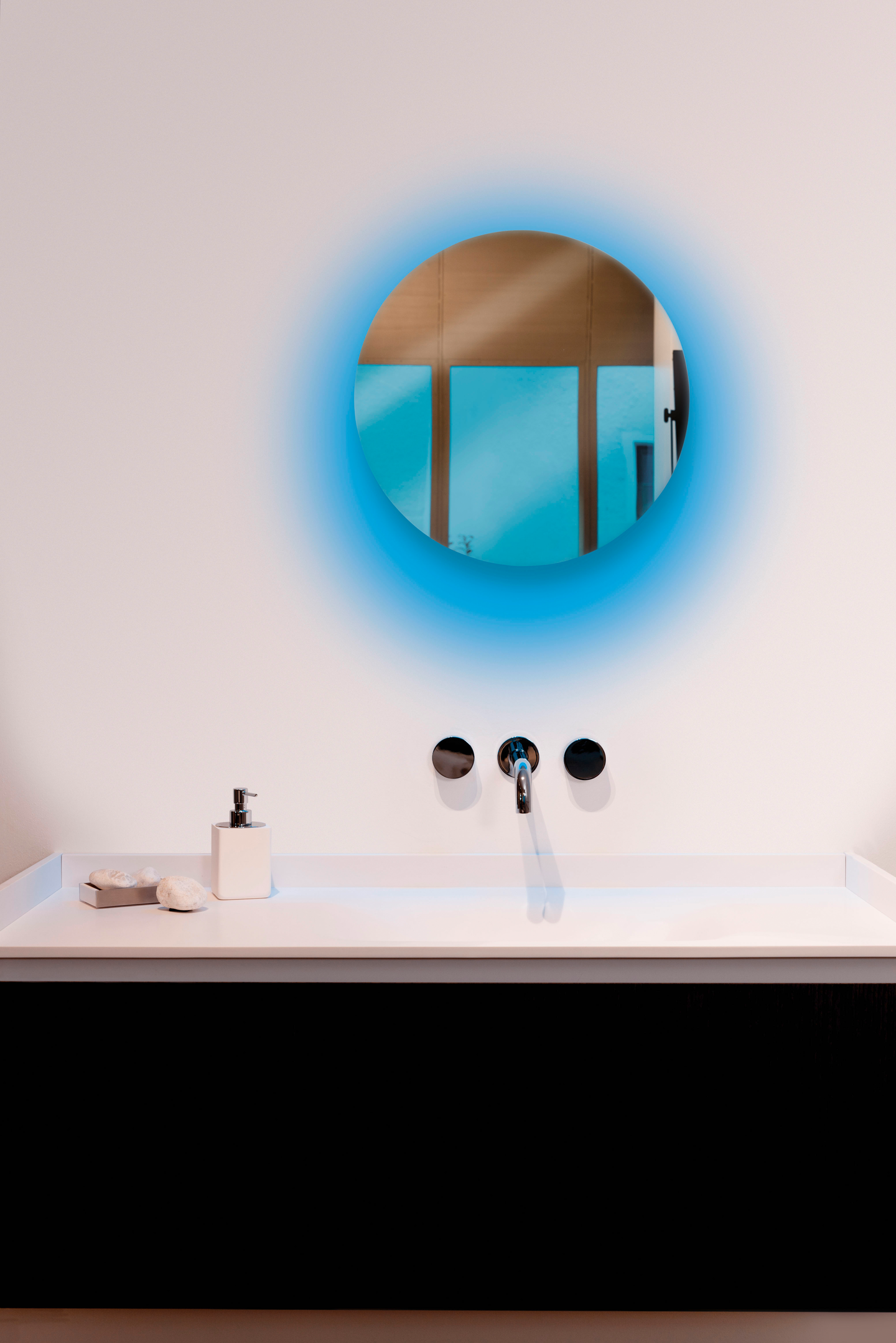 Led-nauha Eglo 5m IP44 RBG+WW 20W