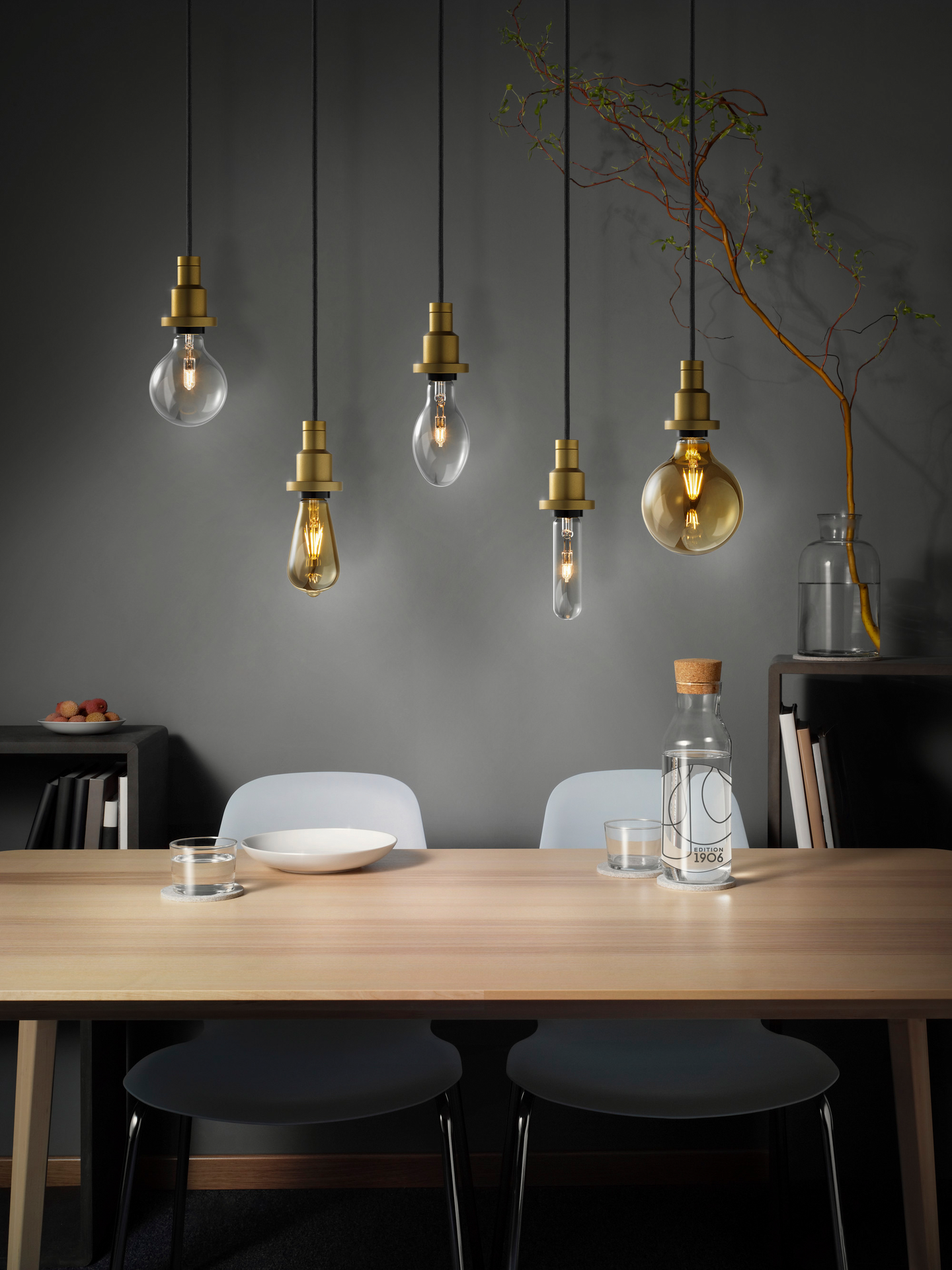 Led-lamppu OSRAM Vintage 1906 Globe 725lm Dim E27