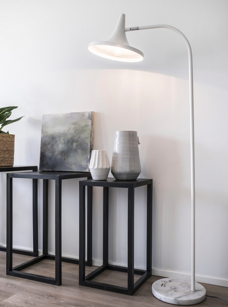 Lattiavalaisin Sessak Lakki mattavalkoinen