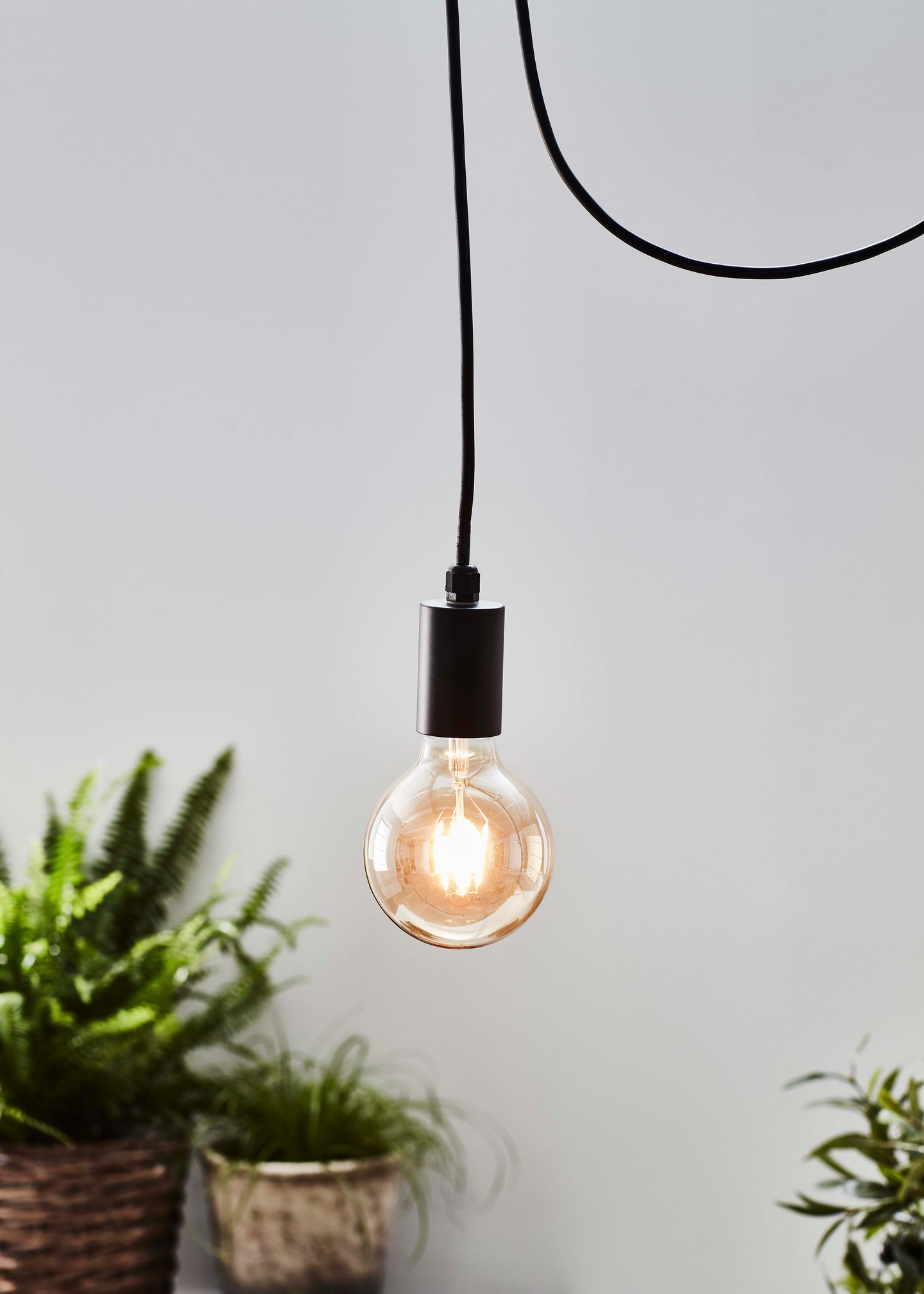 Ulkovalaisin Markslöjd Garden 24 riippuvalaisin