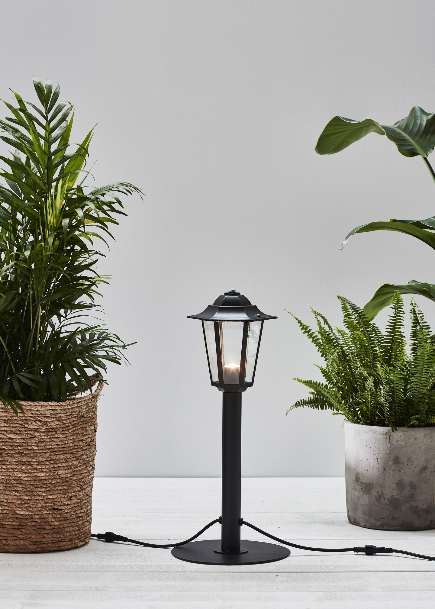 Ulkovalaisin Markslöjd Garden 24 lyhty