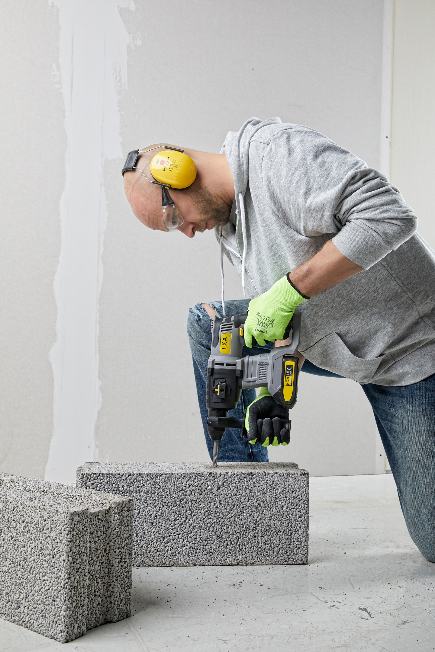 Akkuporavasara FXA 18V XCLICK runkoversio ilman akkua