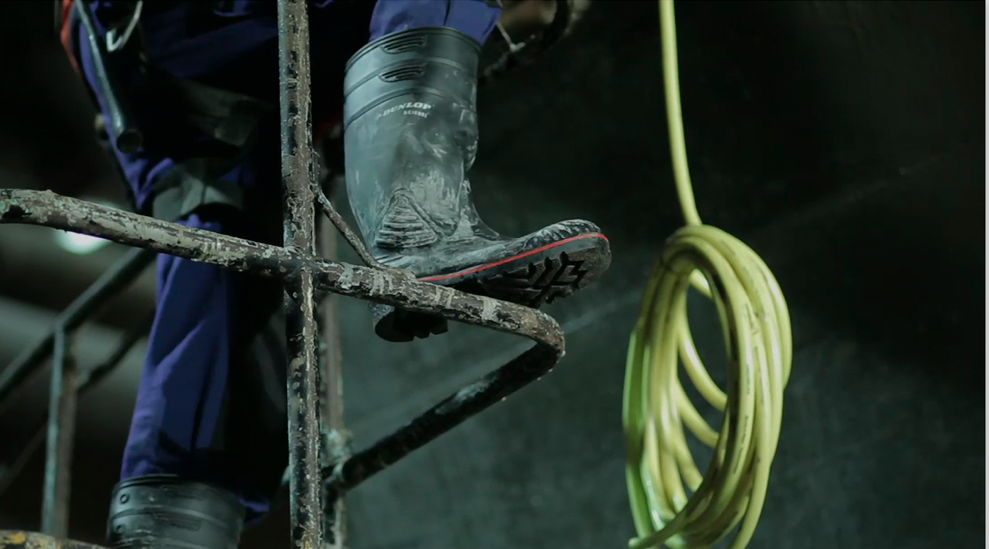 Turvasaappaat Dunlop Acifort musta