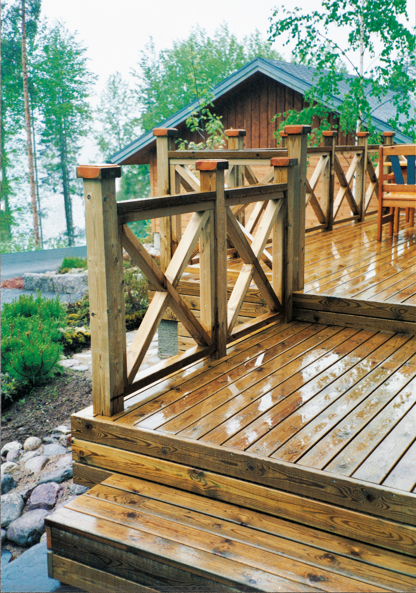 Terassilauta kestopuu sileä AB-luokka vihreä 28x120x5400mm