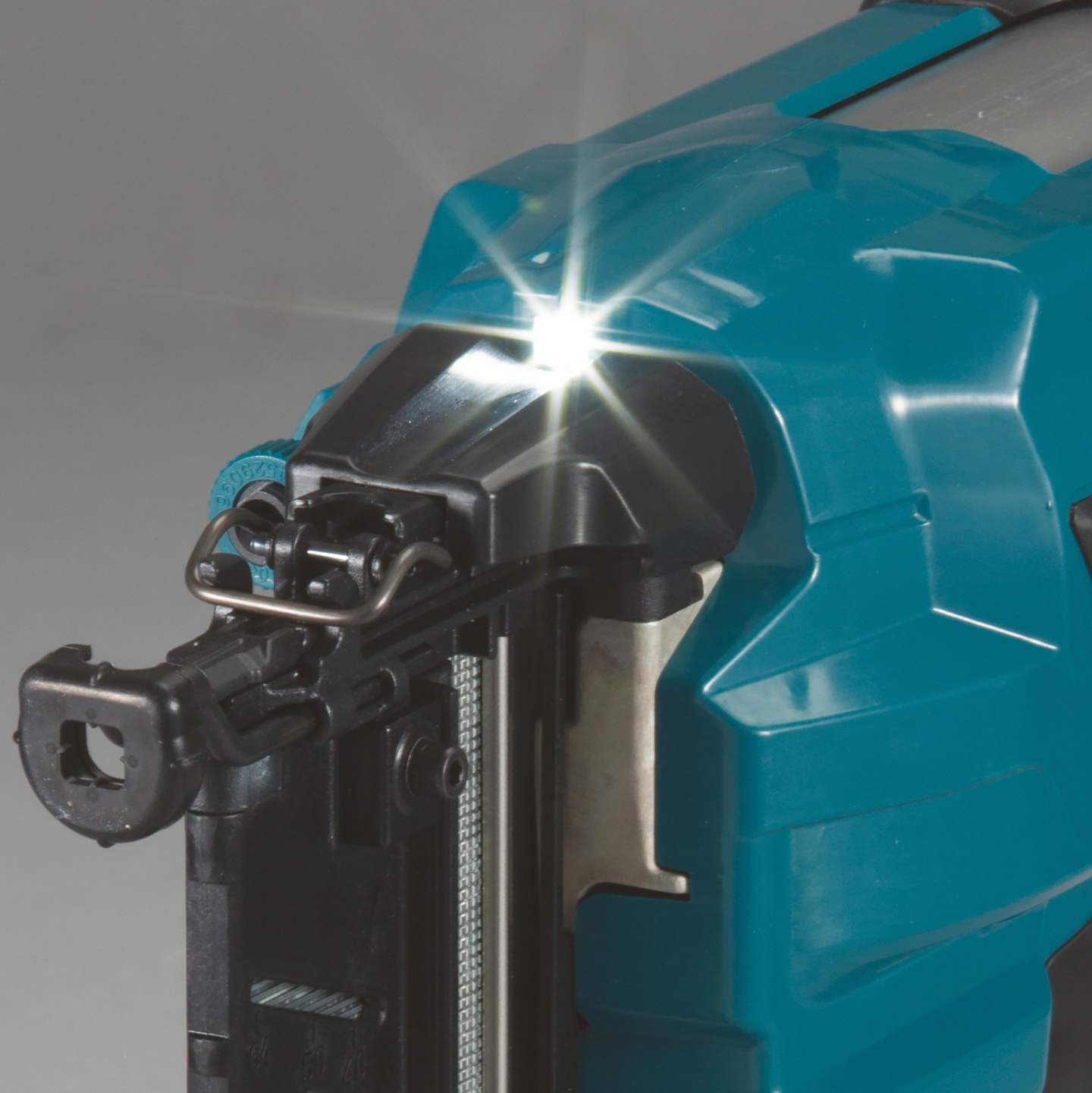 Akkuviimeistelynaulain Makita DBN600ZJ 18V runko