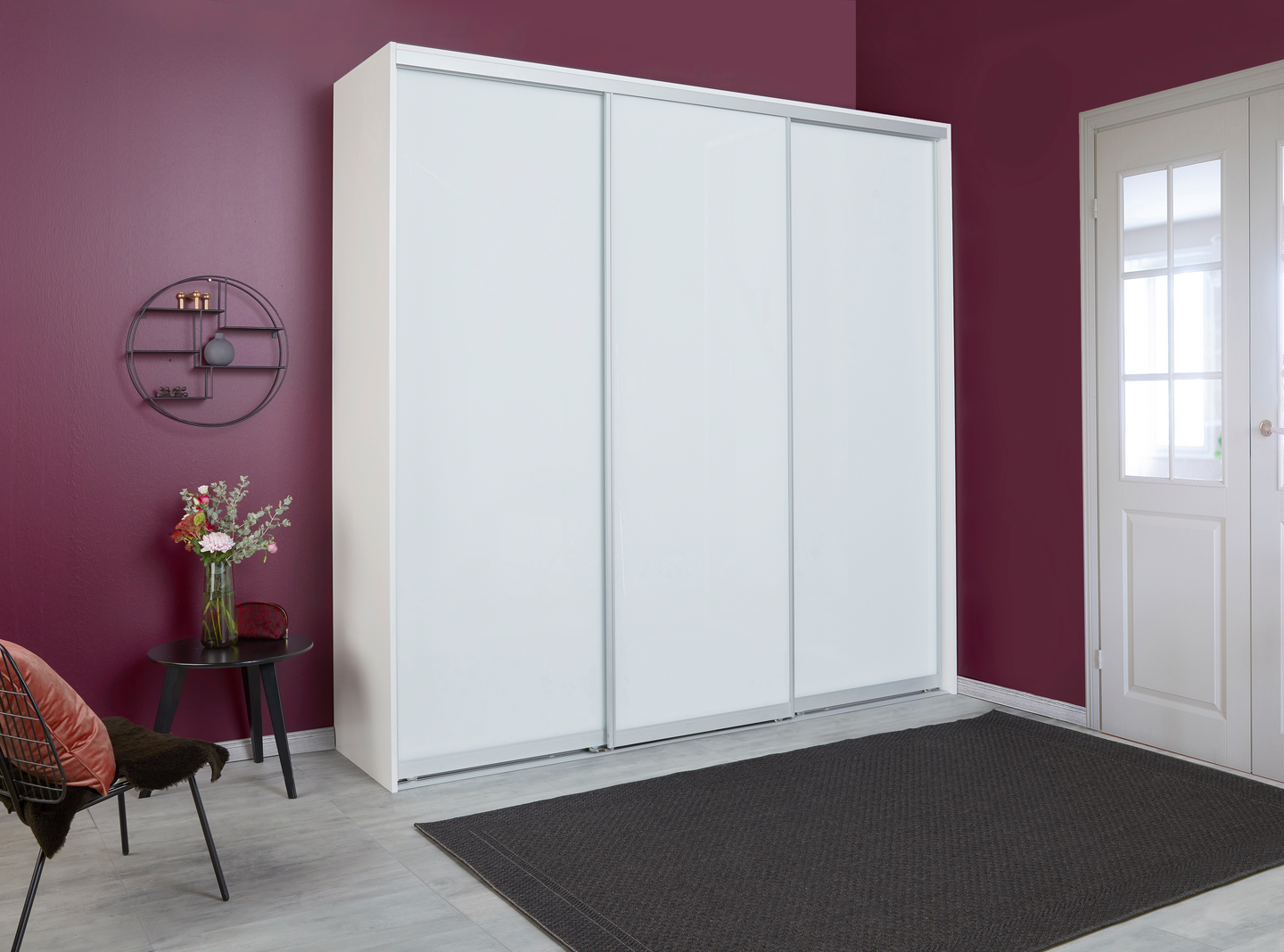 Liukuovikaapisto Cello 1874 valkoiset lasiovet