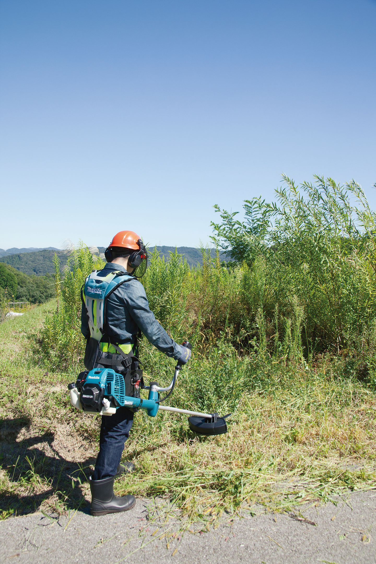 Ruohoraivuri Makita EM4351UH