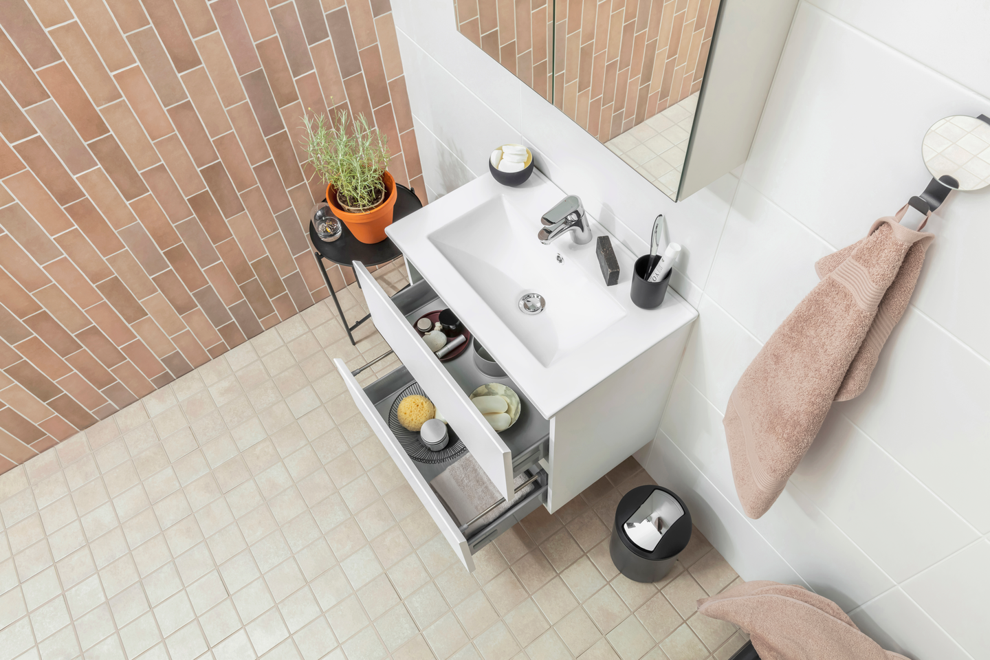 Lattialaatta Cello Saaga 9,7x9,7 vaalea beige 1,44m²