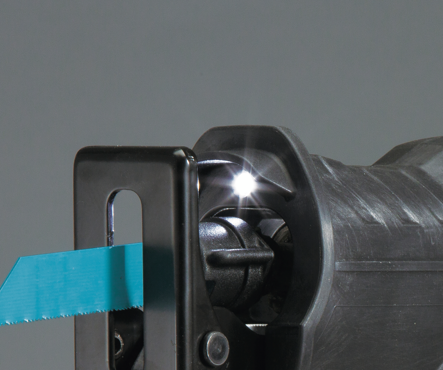 Akkupuukkosaha Makita DJR188Z 18V LXT runko