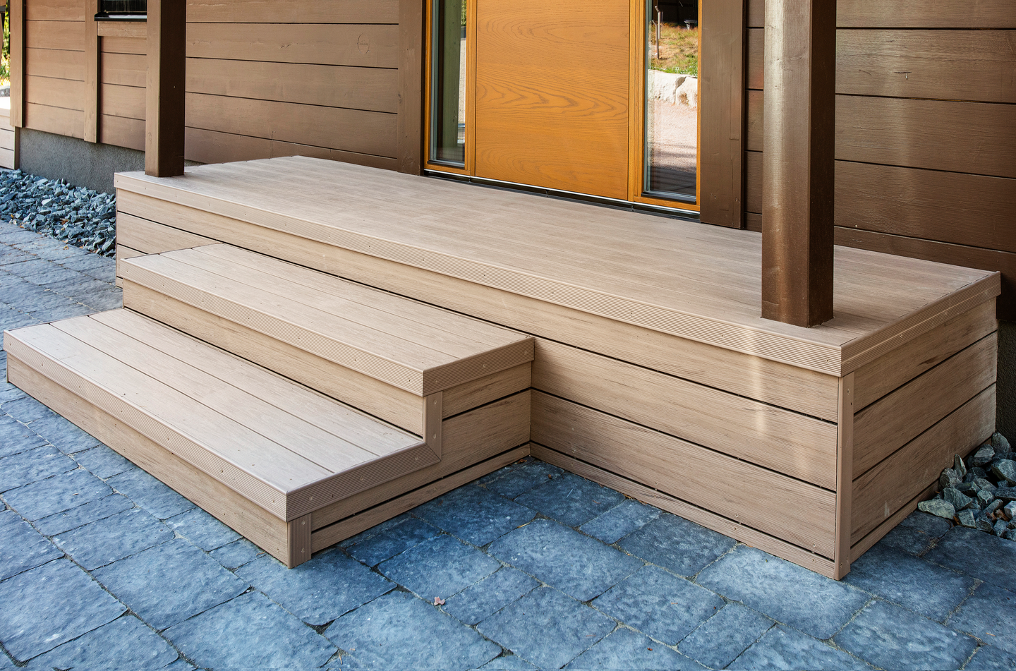 Terassilauta UPM ProFi Piazza One Californian Oak 25x140x4000