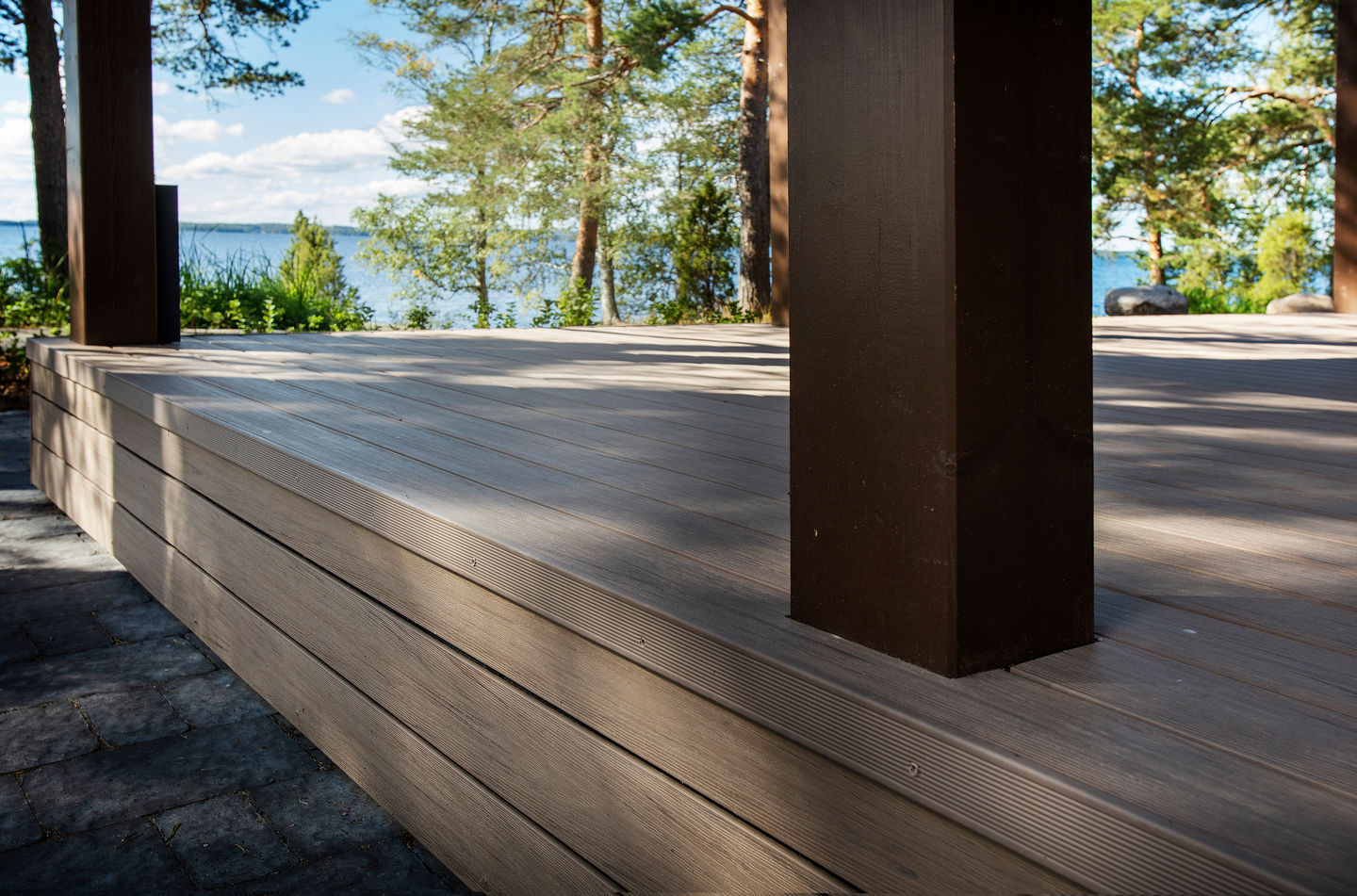 Terassilauta UPM ProFi Piazza One Californian Oak 25x140x4000