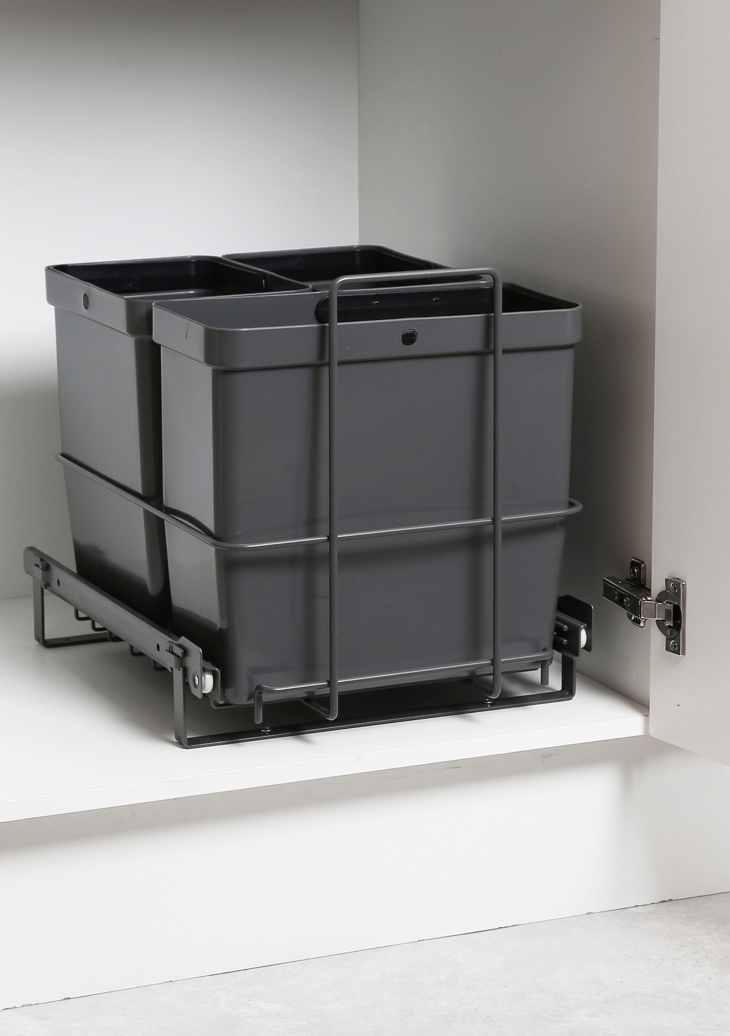 Jätevaunu 3 sankoa LM 64/3 antrasiitti