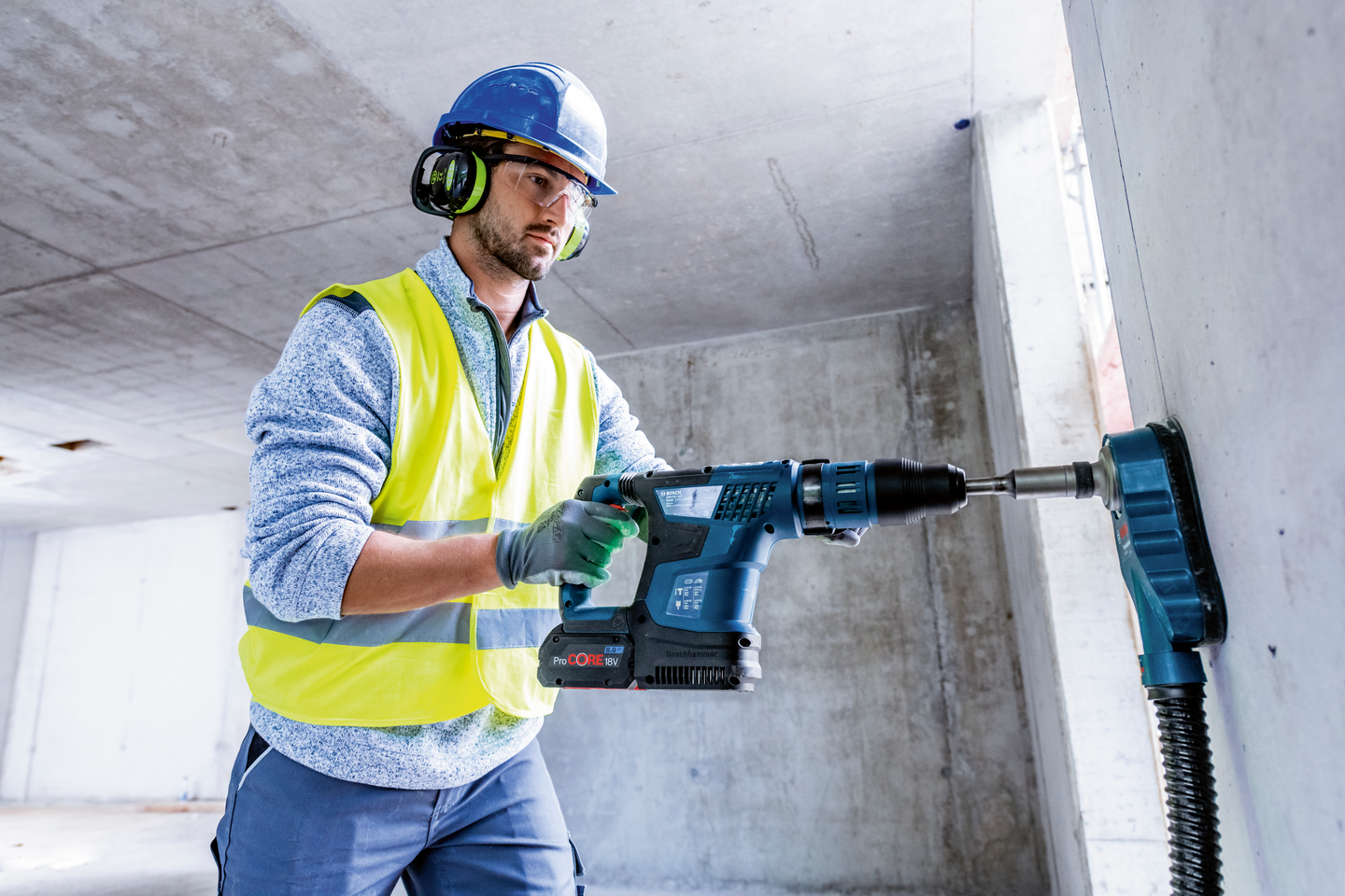 Akkuporavasara Bosch GBH 18V-36 C 2x8,0Ah ProCore + GAL 18V-160 C