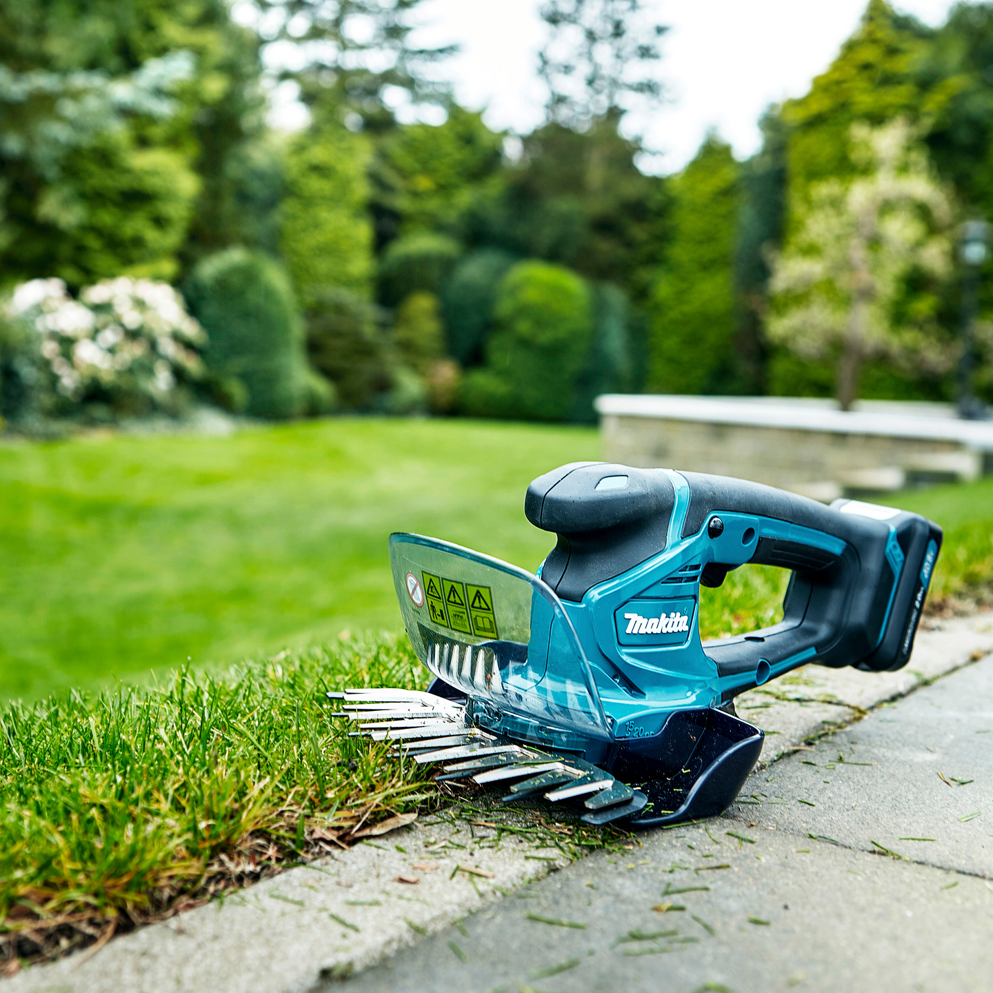 Akkupuutarhasakset Makita CXT UM600DZX pelkkä runko