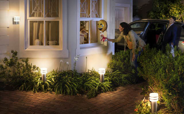 Ulkopylväsvalaisin Philips Hue Tuar 9,5W pieni teräs