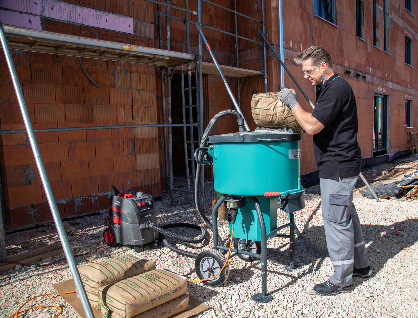 Tasosekoitin Collomix TMX1500 2,8kW 120l